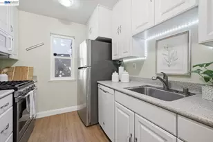 1526 Parkwood Pl, Concord, CA 94521 - Photo 18