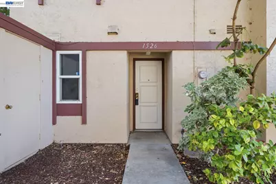 1526 Parkwood Pl, Concord, CA 94521 - Photo 2