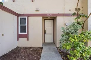 1526 Parkwood Pl, Concord, CA 94521 - Photo 2