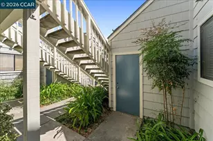 720 Live Oak Ln, Pinole, CA 94564 - Photo 34