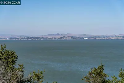 720 Live Oak Ln, Pinole, CA 94564 - Photo 42