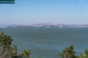 720 Live Oak Ln, Pinole, CA 94564 - Photo 42