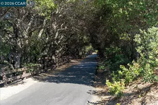720 Live Oak Ln, Pinole, CA 94564 - Photo 46