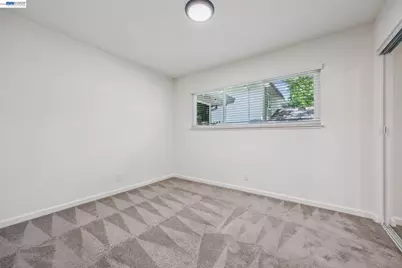 8110 Arroyo Dr, Pleasanton, CA 94588 - Photo 24