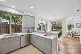 25 Farallon Ct, Richmond, CA 94804 - Photo 20
