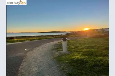 25 Farallon Ct, Richmond, CA 94804 - Photo 52
