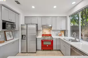 25 Farallon Ct, Richmond, CA 94804 - Photo 22