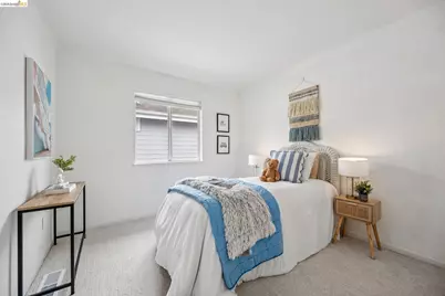 25 Farallon Ct, Richmond, CA 94804 - Photo 38