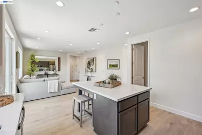 125 Creek View Cir, Fairfield, CA 94533 - Photo 16