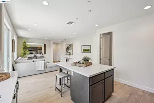 125 Crk Vw Cir, Fairfield, CA 94533 - Photo 16