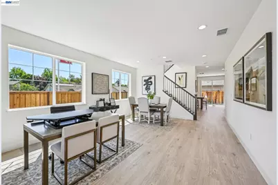 125 Creek View Cir, Fairfield, CA 94533 - Photo 8
