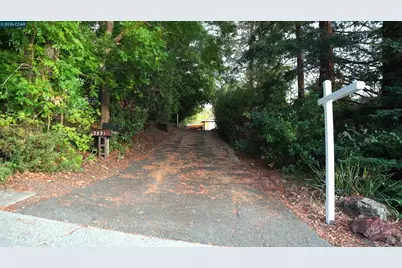 2531 Moraga Dr, Pinole, CA 94564 - Photo 2