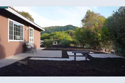2531 Moraga Dr, Pinole, CA 94564 - Photo 24