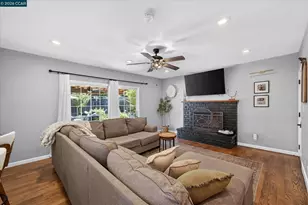 1560 American Beauty Dr, Concord, CA 94521 - Photo 14