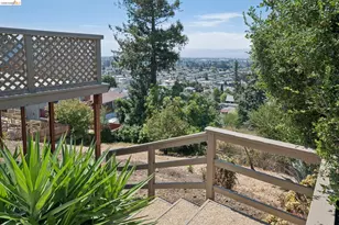 7425 Hillmont Dr, Oakland, CA 94605 - Photo 38