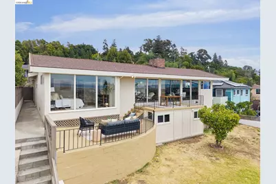 7425 Hillmont Drive, Oakland, CA 94605 - Photo 40