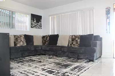 2268 Marsh St, Stockton, CA 95205 - Photo 6