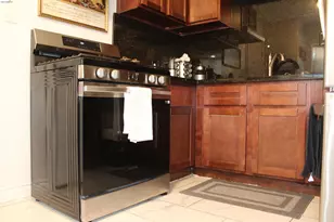 2268 Marsh St, Stockton, CA 95205 - Photo 8