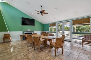 1129 Island Dr, Alameda, CA 94502 - Photo 42