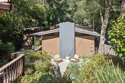 7218 Homewood Dr, Oakland, CA 94611 - Photo 2