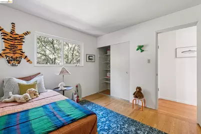 7218 Homewood Dr, Oakland, CA 94611 - Photo 40