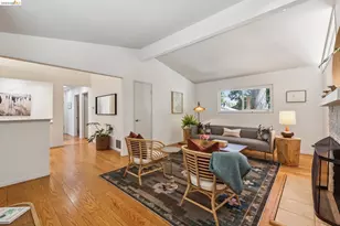 7218 Homewood Dr, Oakland, CA 94611 - Photo 18