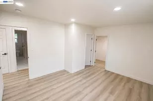 201 Barozzi Ave, Modesto, CA 95351 - Photo 12