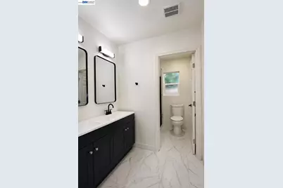 201 Barozzi Ave, Modesto, CA 95351 - Photo 8