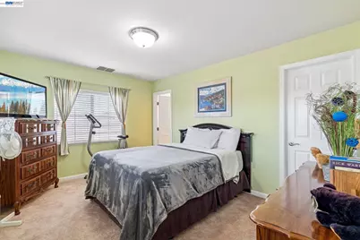 1021 Saunders Ct, Galt, CA 95632 - Photo 22