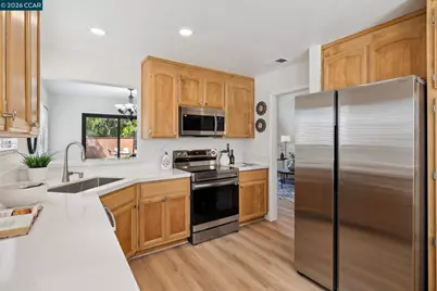 4966 Bayleaf Ct, Martinez, CA 94553 - Photo 12
