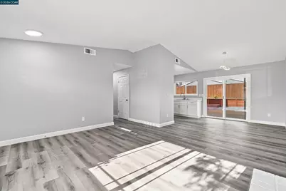 5029 Teakwood Dr, Oakley, CA 94561 - Photo 10