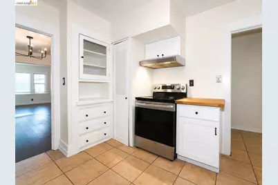 3221 Delaware St, Oakland, CA 94602 - Photo 10