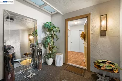 3441 Tice Creek Rd #4, Walnut Creek, CA 94595 - Photo 2