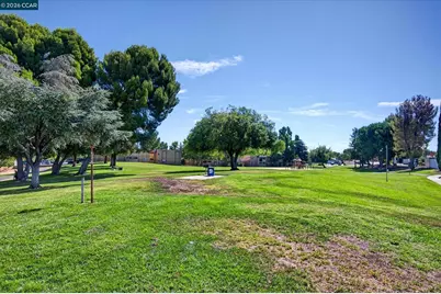 2900 Pear St, Antioch, CA 94509 - Photo 26