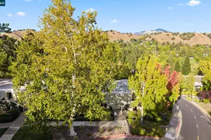 1300 Running Springs Rd, Walnut Creek, CA 94595 - Photo 38