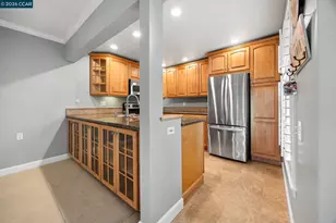 1300 Running Springs Rd, Walnut Creek, CA 94595 - Photo 16