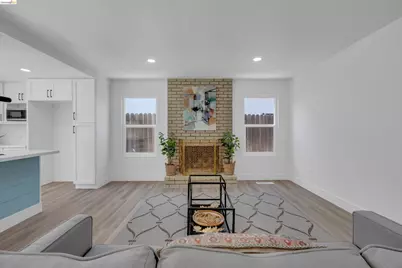 304 Huntington Dr, Antioch, CA 94509 - Photo 18