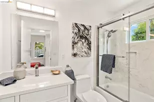 307 Covington St, Oakland, CA 94605 - Photo 18