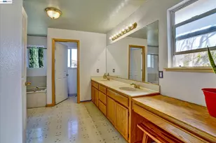 2257 Octavia Ct, Tracy, CA 95377 - Photo 32
