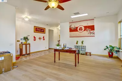 2257 Octavia Court, Tracy, CA 95377 - Photo 8
