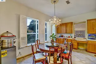 2257 Octavia Ct, Tracy, CA 95377 - Photo 12