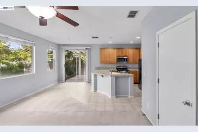 3199 Maui St, West Sacramento, CA 95691 - Photo 8