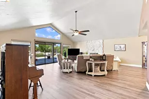 4841 Spinnaker Way, Discovery Bay, CA 94505 - Photo 10