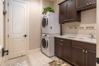 2063 Reserva Court, Brentwood, CA 94513 - Photo 24