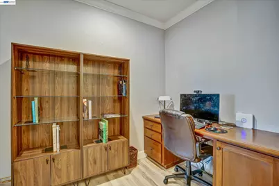 2811 Quarryhill Ave #4, Livermore, CA 94551 - Photo 18