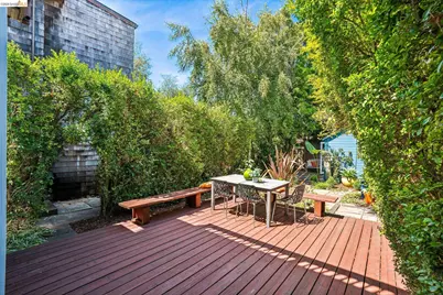 1204 Neilson St, Berkeley, CA 94706 - Photo 32
