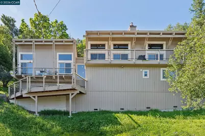 66 Bridge Rd, Novato, CA 94945 - Photo 4