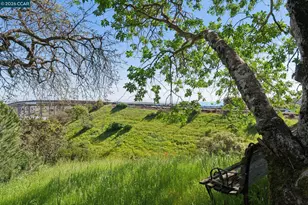 66 Bridge Rd, Novato, CA 94945 - Photo 38