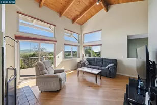 66 Bridge Rd, Novato, CA 94945 - Photo 14