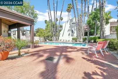 1660 Laguna #B, Concord, CA 94520 - Photo 18